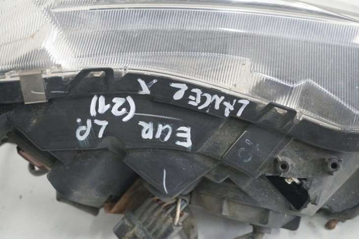 Mitsubishi Lancer Sportback VIII Lampa Lewa Europa Klosz - obrazek 5