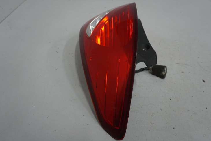 Hyundai I20 08-12 5d Lampa Tyl Prawa 92402-1j000 - obrazek 3