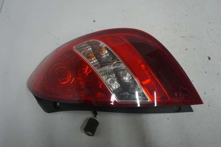 Hyundai I20 08-12 5d Lampa Tyl Prawa 92402-1j000 - obrazek 4