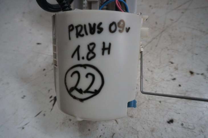 Toyota Prius III 1,8 Hybryda Pompa Paliwa 77704-47060 - obrazek 2