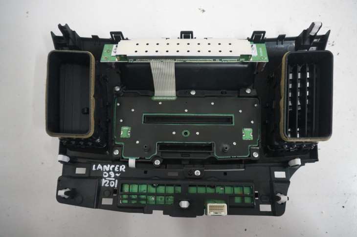 Mitsubishi Lancer Radioodtwarzacz Cd/Mp3 8002a378xa - obrazek 3