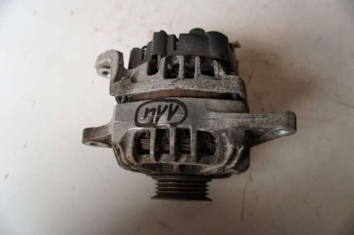 Nissan Note 2010r Lift Alternator 23100-Ax62b Tg8s024 - obrazek 2