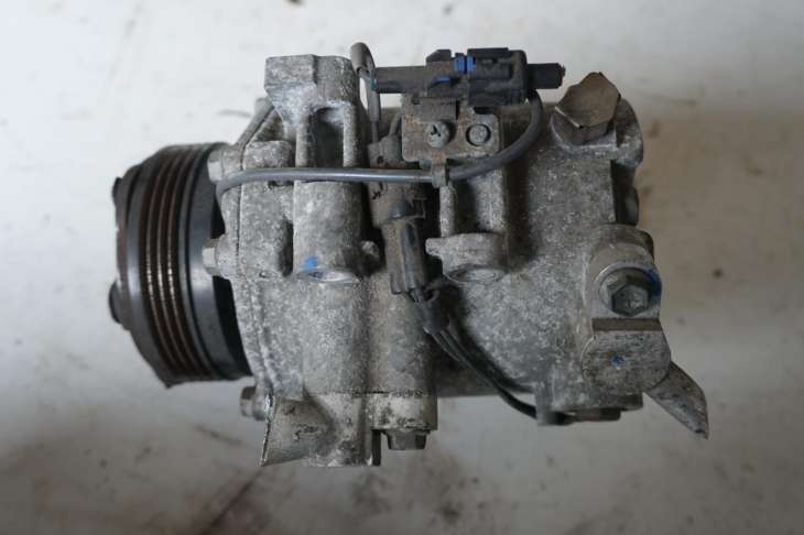 Suzuki Swift/Sx4 Kompresor Sprężarka Klimatyzacji 95200-62ja0 - obrazek 2