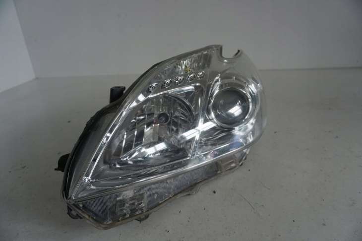 Toyota Prius III W3 2010r Lampa Przednia Lewa Uk - obrazek 3