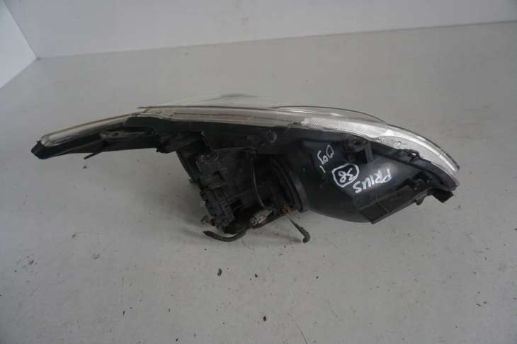 Toyota Prius III W3 2010r Lampa Przednia Lewa Uk - obrazek 4