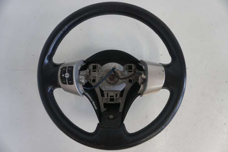 Toyota Yaris II Kierownica Skóra Nr.60
