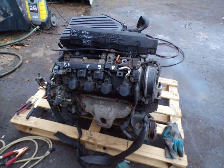 Honda CIVIc VII Silnik 1.6b D16v1 Nr.33