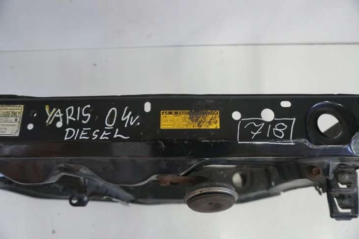 Toyota Yaris I 2004r Pas Przedni Belka - obrazek 3