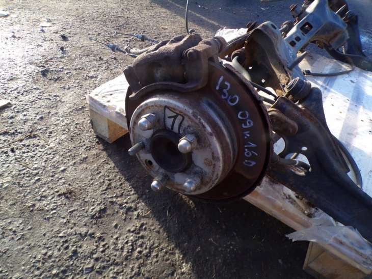 Hyundai I30 I Hatchback Belka Zawieszenia Tylnego Zwrotnica 59910-2h300 - obrazek 9
