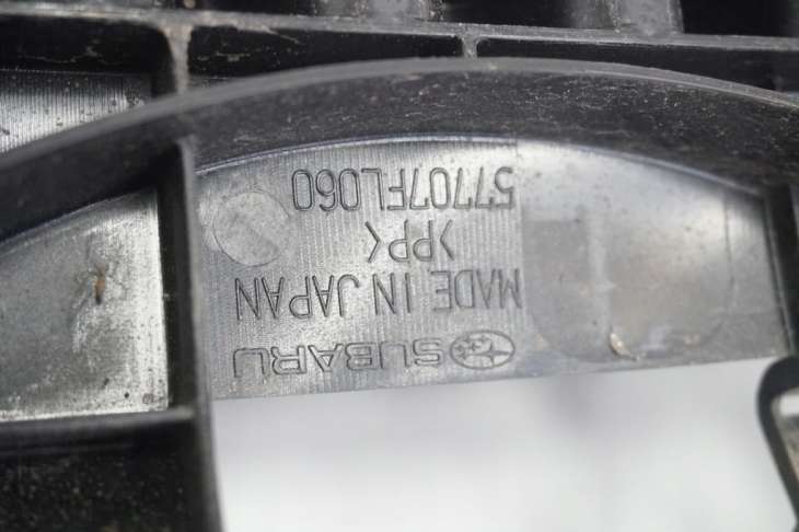 Subaru Impreza Liftback Gt Belka Zderzaka 52811fl000 Grill Aktywny - obrazek 3