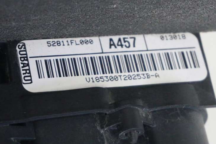 Subaru Impreza Liftback Gt Belka Zderzaka 52811fl000 Grill Aktywny - obrazek 5