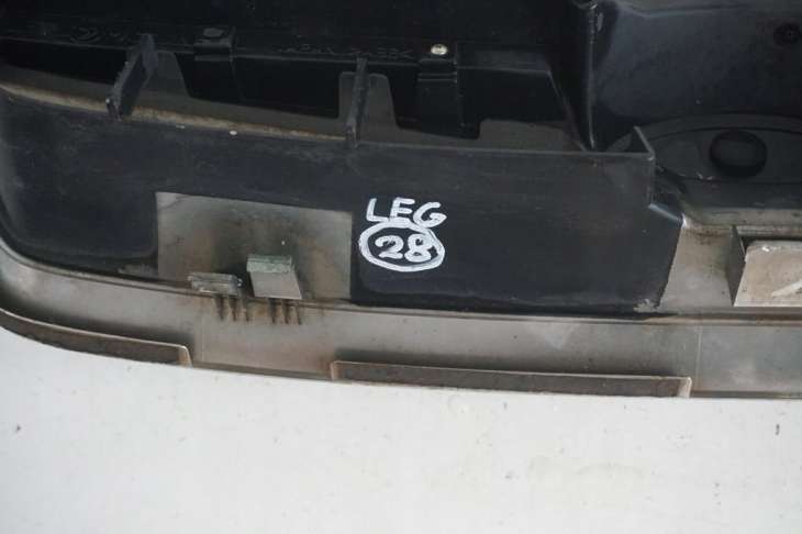 Subaru Legacy IV H6 Atrapa Grill Chrom Nr.28 - obrazek 4