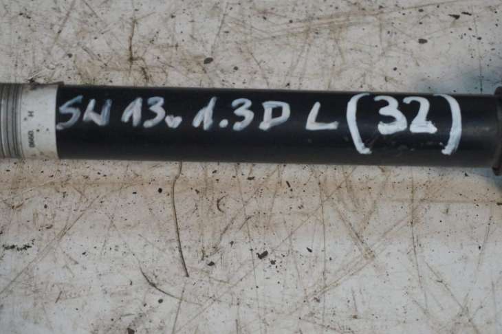 Suzuki Swift Mk7 Półoś Lewa 44102-68l80 - obrazek 2