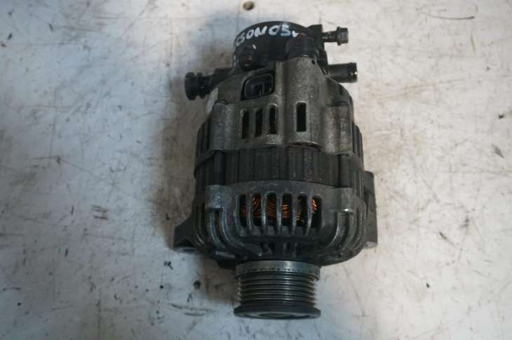 Hyundai Tucson 2005r 2.0d Alternator 37300-27012