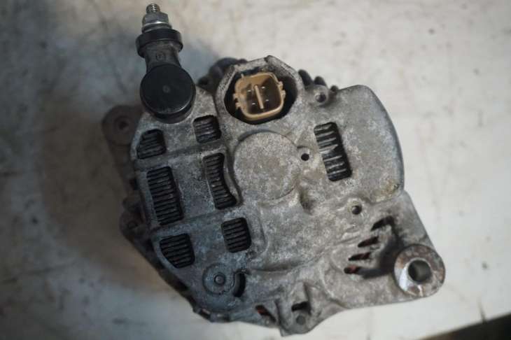 Suzuki Swift Mk7 Alternator 31400-85l02 - obrazek 4
