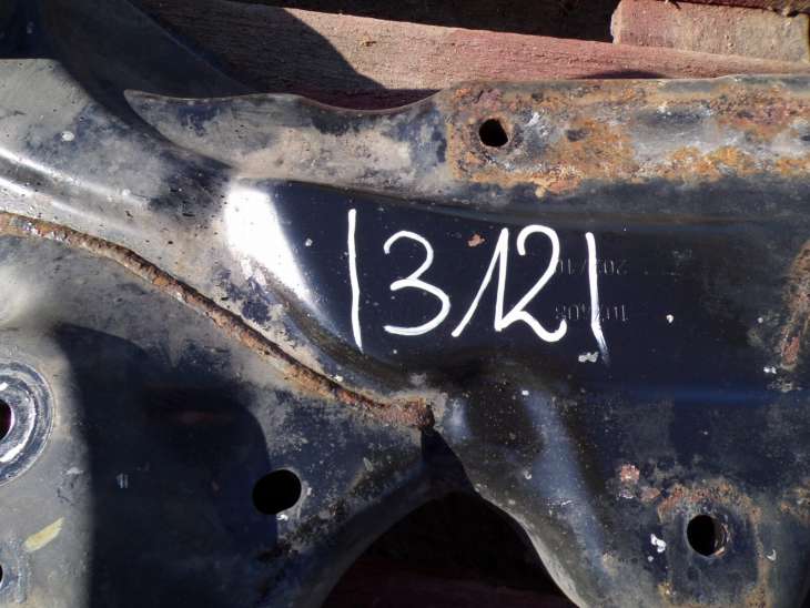 Suzuki Swift Mk7 Belka Zawieszenia Wózek Sanki 45810-68l00 Numer 312 - obrazek 3