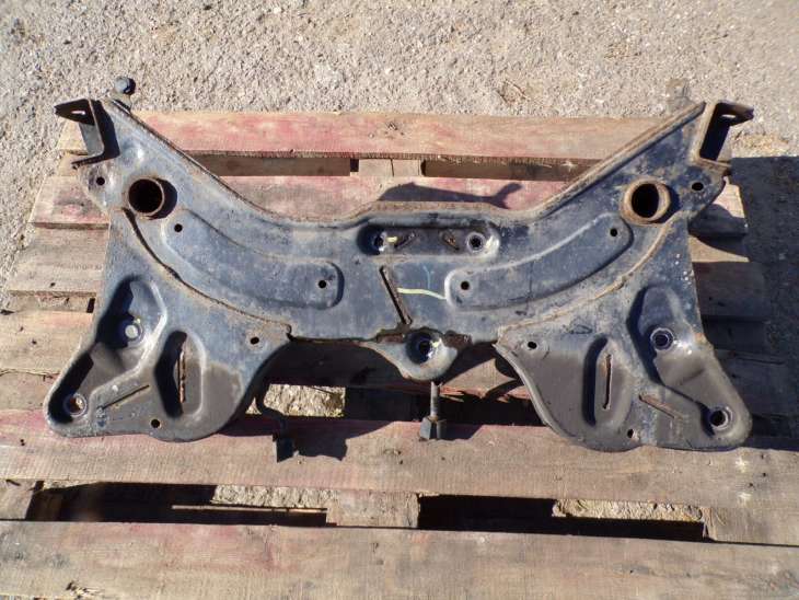 Suzuki Swift Mk7 Belka Zawieszenia Wózek Sanki 45810-68l00 Numer 312 - obrazek 6