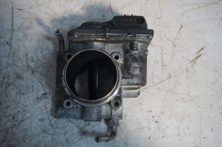 Mazda 6/Cx-5 Przepustnica Powietrza Sh01136b0