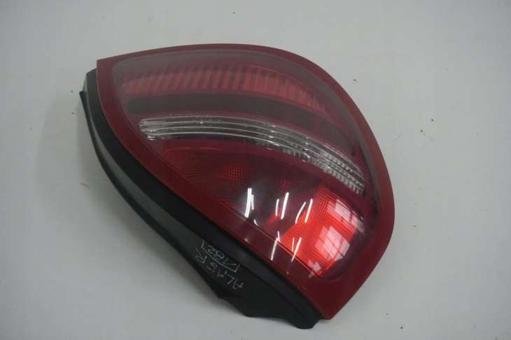 Nissan Almera N16 Lampa Lewa Tylna - obrazek 3