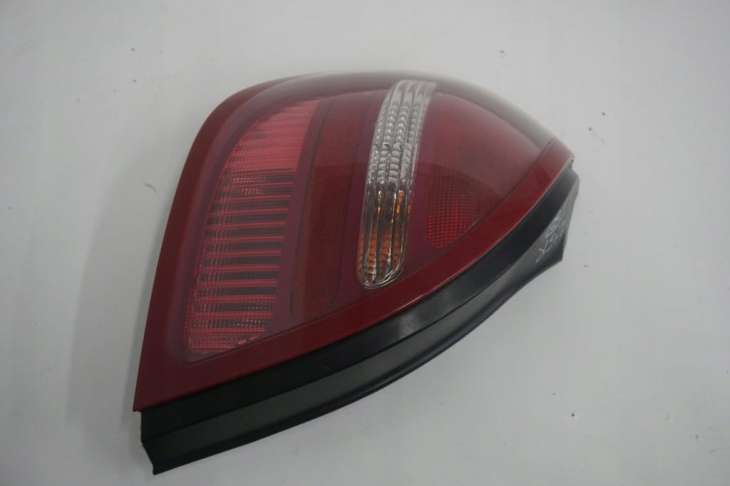Nissan Almera N16 Lampa Lewa Tylna - obrazek 4