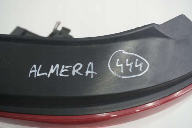 Nissan Almera N16 Lampa Prawa Tylna - obrazek 5