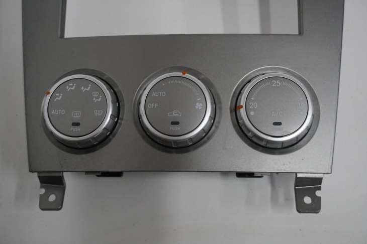 Subaru Forester II Sg Panel Klimatyzacji Ramka Nawiewu 72311sa110 - obrazek 2