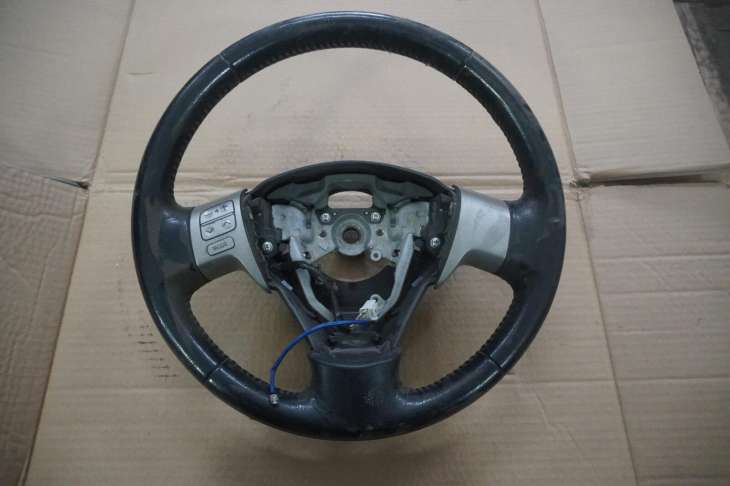 Toyota Auris I Kierownica 45103-12580