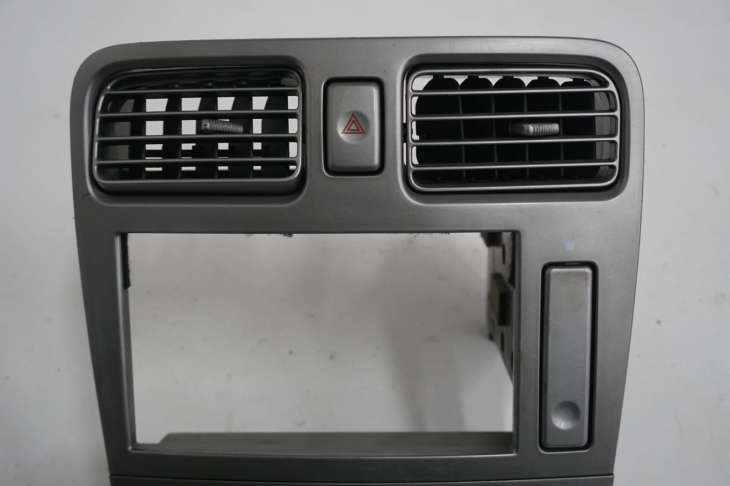 Subaru Forester II Sg 2005r Panel Nawiewu Klimatyzacji 72311sa000 - obrazek 3