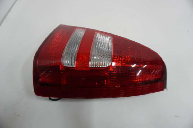 Subaru Forester II Sg 2005r Lampa Prawa Europa - obrazek 2