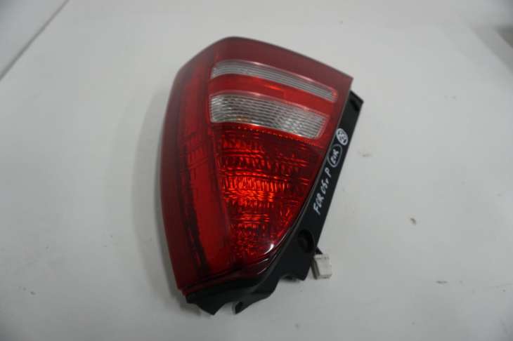 Subaru Forester II Sg 2005r Lampa Prawa Europa - obrazek 3