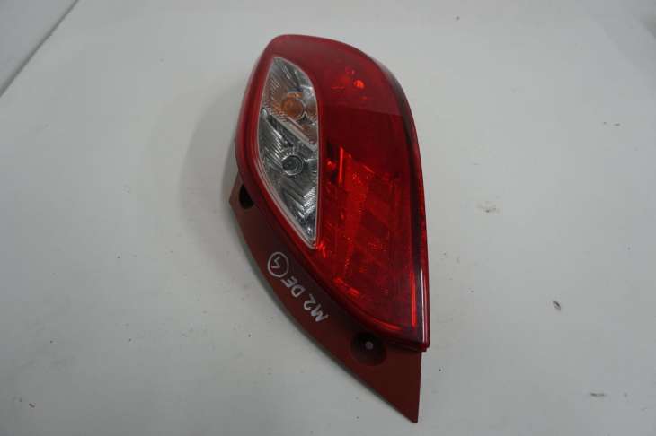Mazda 2 II De Lampa Prawa Tylna D65151150 - obrazek 4