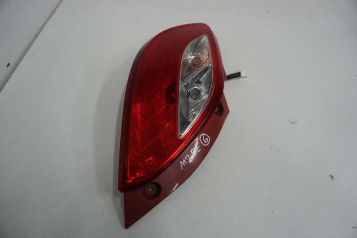 Mazda 2 II De Lampa Lewa Tylna D65151160 - obrazek 4