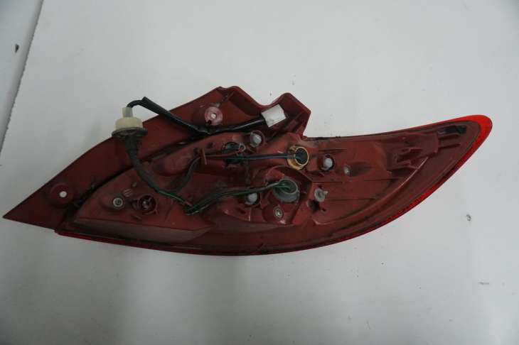 Mazda 2 II De Lampa Lewa Tylna D65151160 - obrazek 6