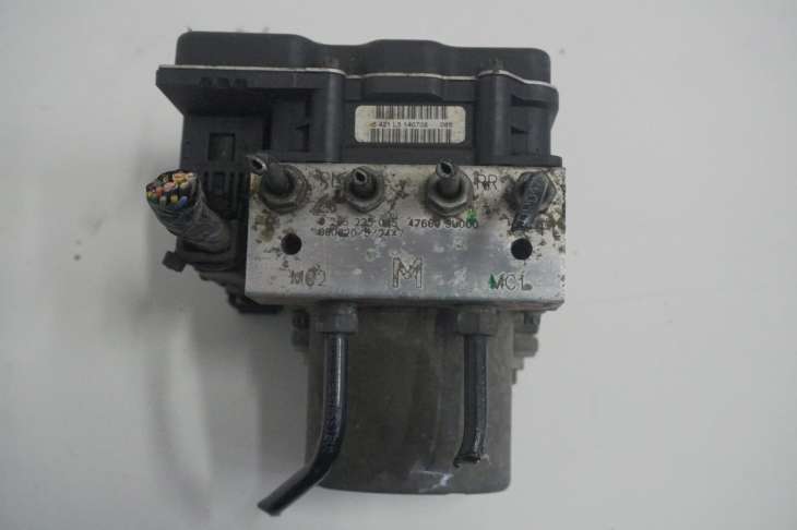 Nissan Note E11 Sterownik Abs 476609u000 - obrazek 3