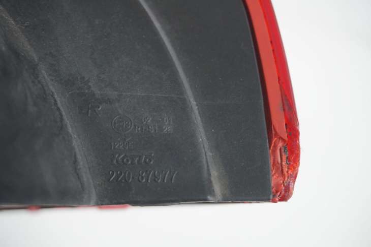 Mitsubishi Lancer VIII X Lampa Prawa Tylna Koito 220-87977 Nr.35 - obrazek 7