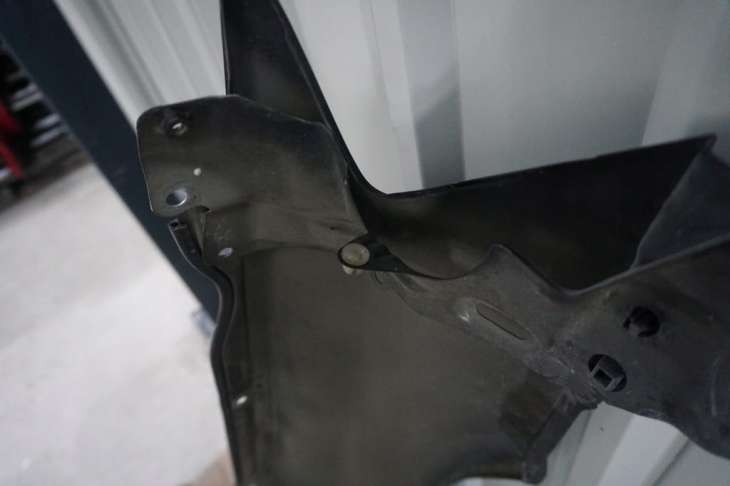 Subaru Legacy IV Błotnik Lewy Przedni 32j 2004-2006rok - obrazek 8