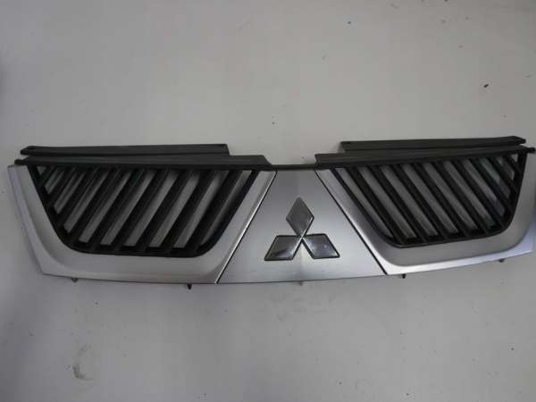 Mitsubishi Outlander II Atrapa Grill 7450a038 7450a037zz A31