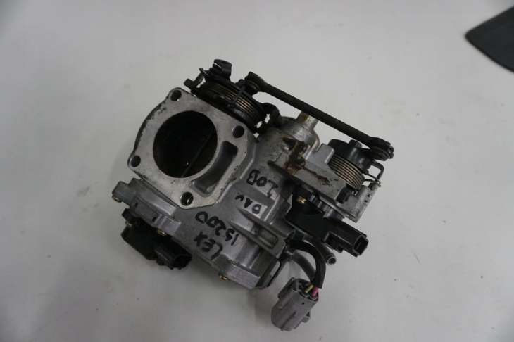 Lexus Is200 Przepustnica 22030-70021 197950-0290 89452-53010