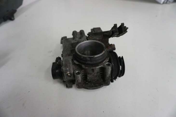 Lexus Is200 Przepustnica 22030-70021 197950-0290 89452-53010 - obrazek 3