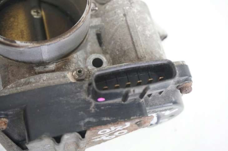 Mitsubishi Lancer Sportback VIII Przepustnica 1.8b 4b10 - obrazek 5