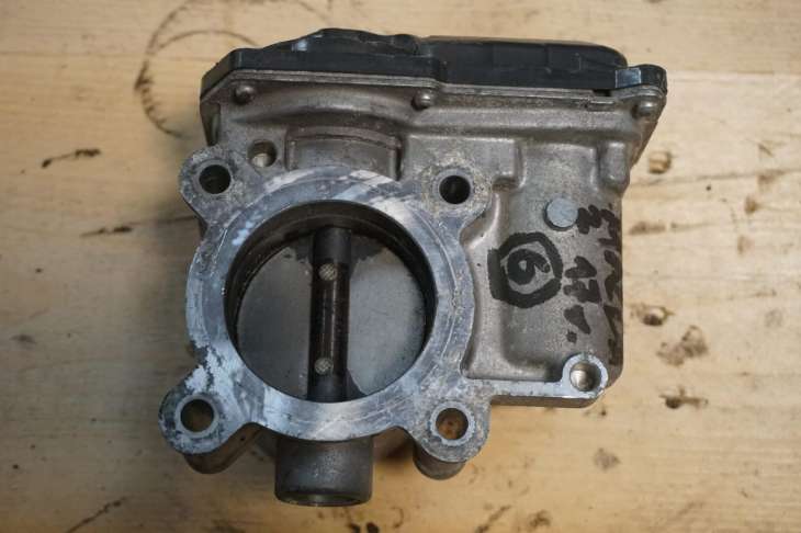 Mazda 2 II Przepustnica P50113640 4u11 - obrazek 5
