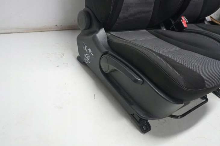 Hyundai I30 II Gd Fotele Fotel Prawy Lewy Przedni Uk - obrazek 6