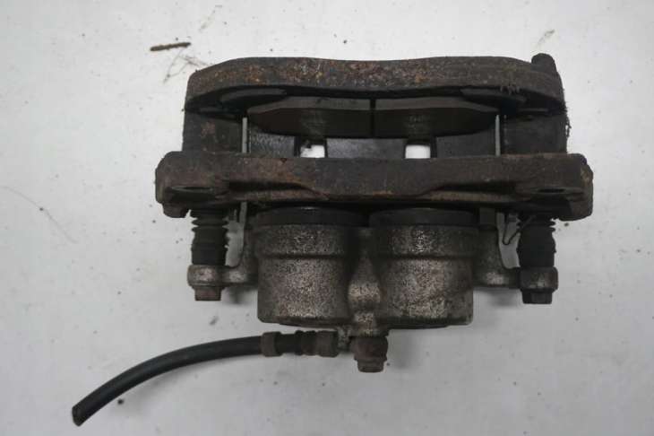 Subaru Tribeca B9 Zacisk Hamulcowy Jarzmo 2007rok - obrazek 10