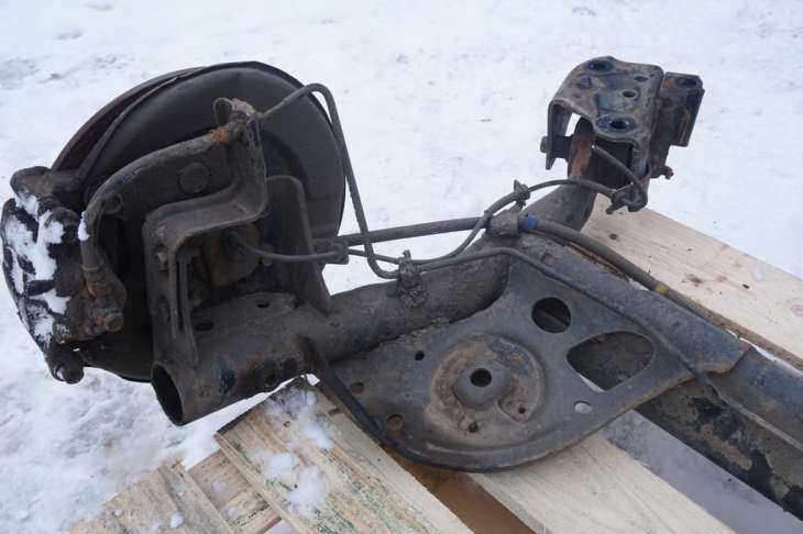 Nissan Cube Z12 Belka Zawieszenia Tylnego Oś Zwrotnica 55316el00a - obrazek 4