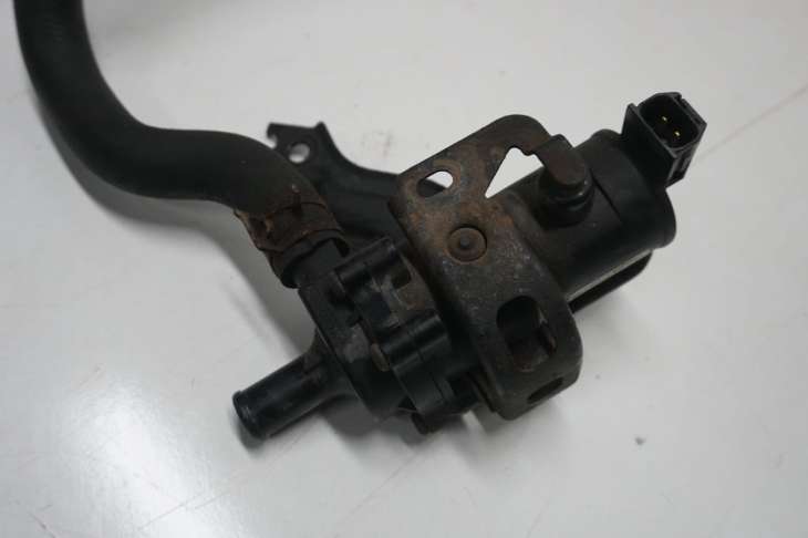 Toyota Prius II Pompa 064100-0951 - obrazek 2