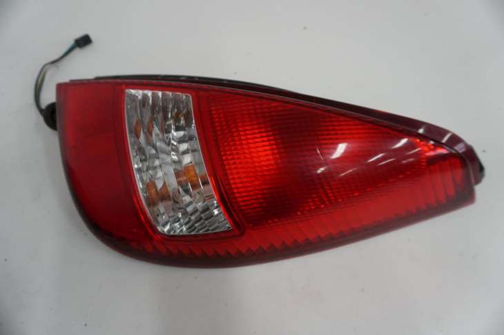 Suzuki Liana 2003rok Lampa Tylna Lewa Prawa - obrazek 4