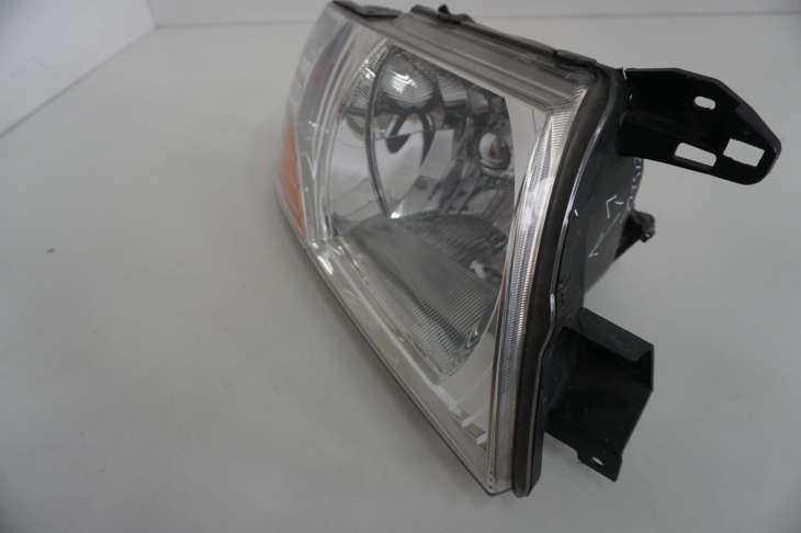 Mitsubishi Pajero III Lampa Prawa Przednia Europa Mn133752 - obrazek 2