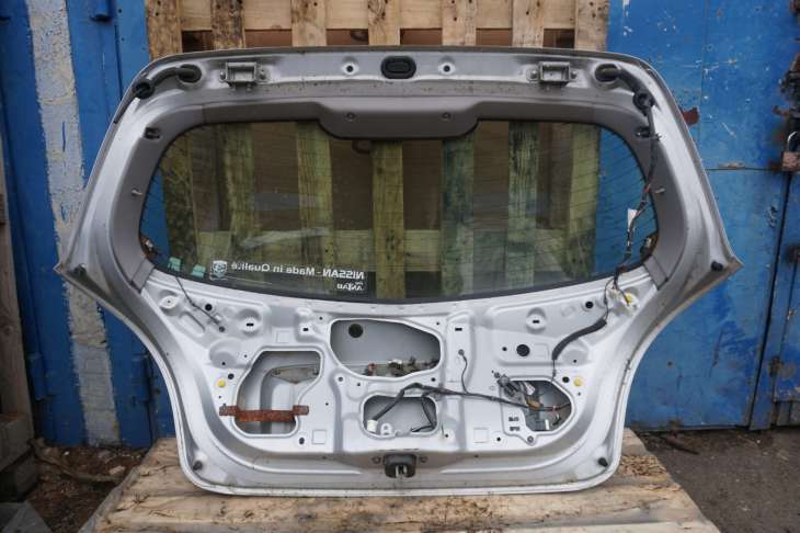 Nissan Almera N16 Klapa Bagażnika Kl0 Szyba Nr.32 - obrazek 6