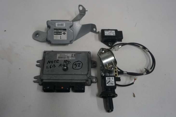 Nissan Note E11 Komputer Sterownik Silnika Mec930-850
