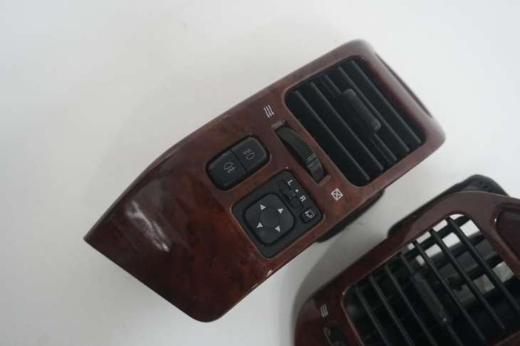 Mitsubishi Pajero III Ramka Konsoli Mr456379 Mr402451 Mr456373 - obrazek 2